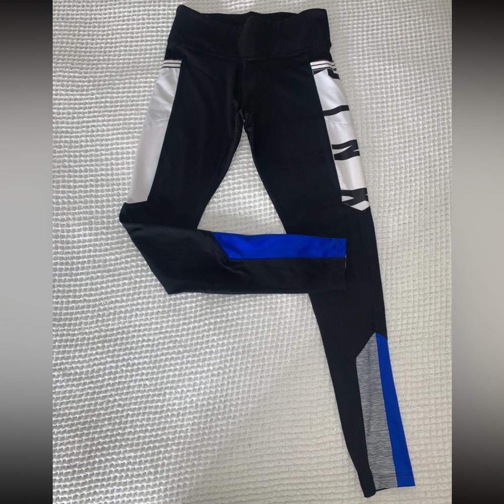 Pink Victoria Secret Women’s Leggings Color Blue, Black, Grey & Size Small